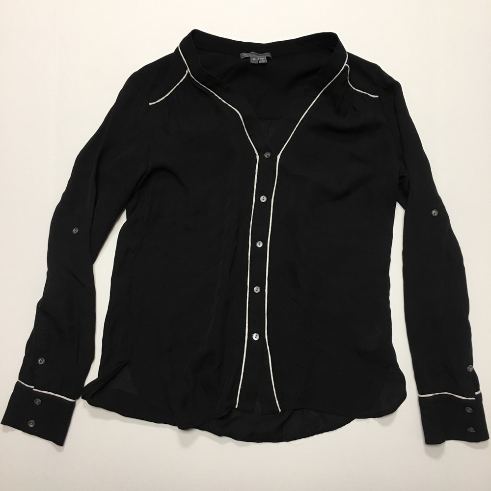 ✨VINCE l/s sheer silk blouse size medium.